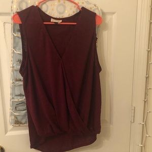Cute target loop top
